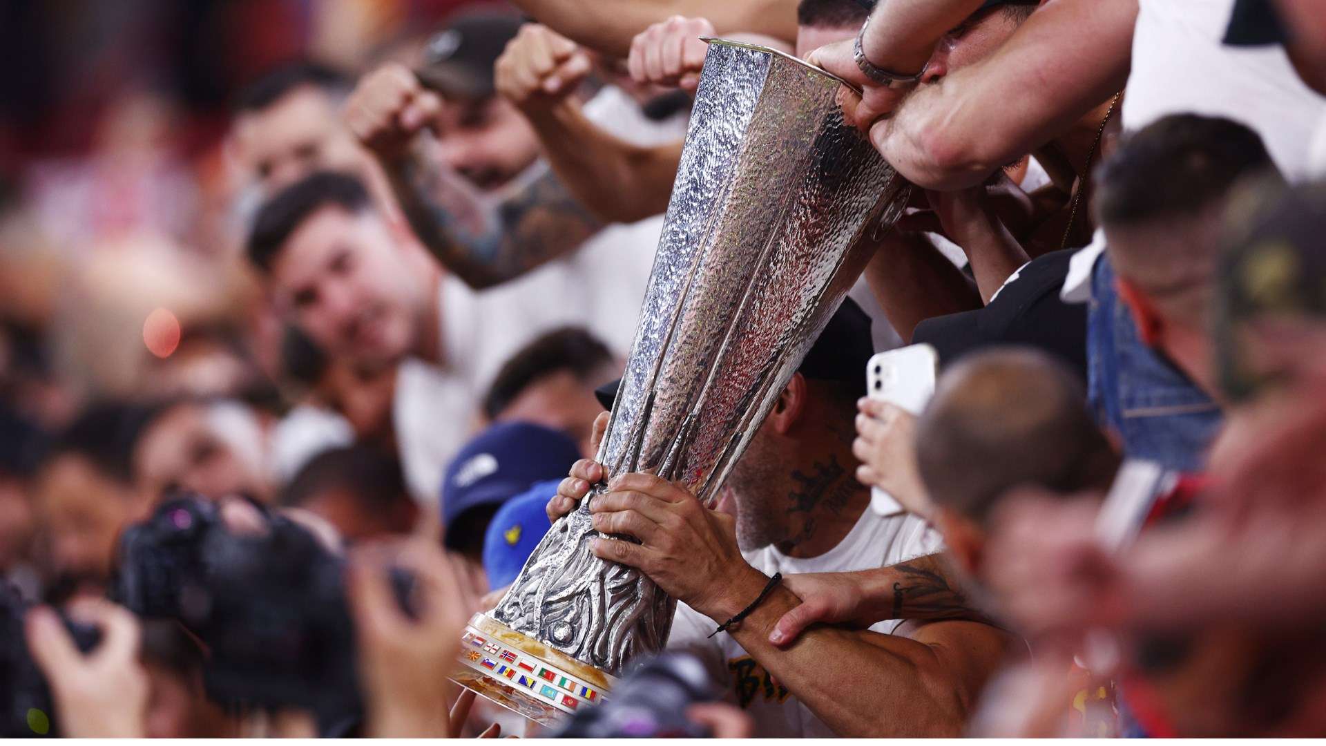 映了目前竞 映了目前竞